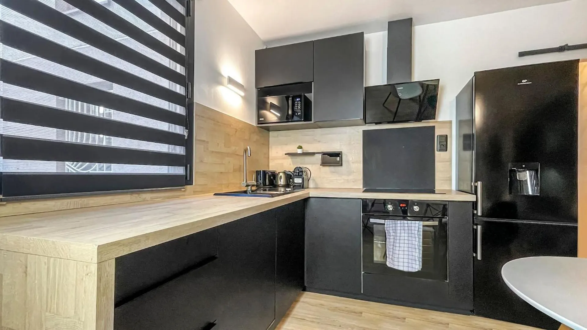 Homey Helsinki - Hyper Centre - Proche Geneve - Terrasse Privee - Wifi & Netflix Annemasse 0*,